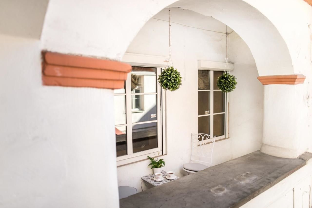 Апартаменты Antique Old Town studio by URBAN RENT Вильнюс