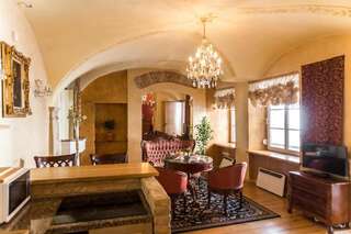 Апартаменты Antique Old Town studio by URBAN RENT Вильнюс Апартаменты с 1 спальней-36