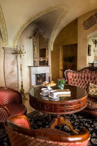 Апартаменты Antique Old Town studio by URBAN RENT Вильнюс Апартаменты с 1 спальней-41