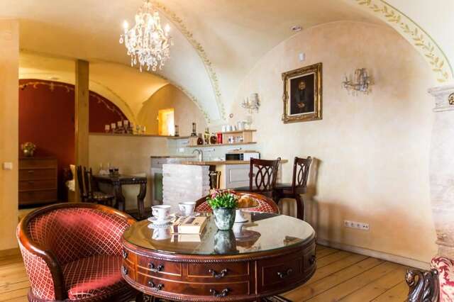 Апартаменты Antique Old Town studio by URBAN RENT Вильнюс-40